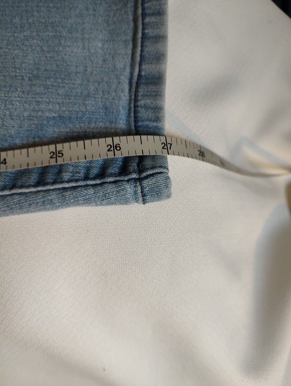EUC D.Jeans Embroidered Jeans - Picture 11 of 11